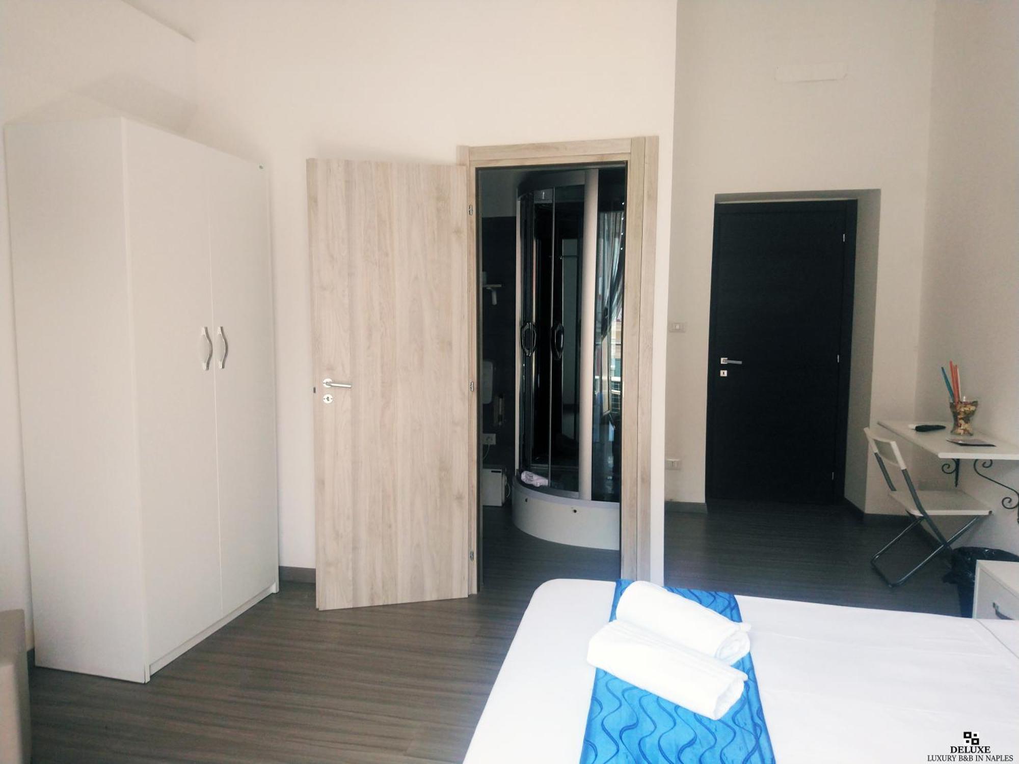 Bed & Breakfast Deluxe Central Station